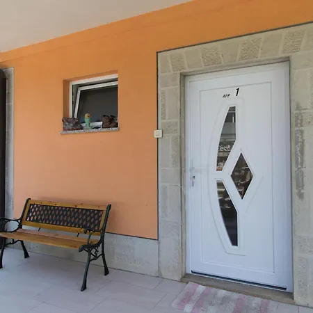 Apartman Vesna *